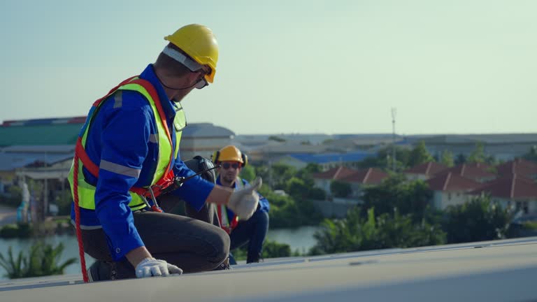 Asphalt Shingles Roofing in North Shore, CA